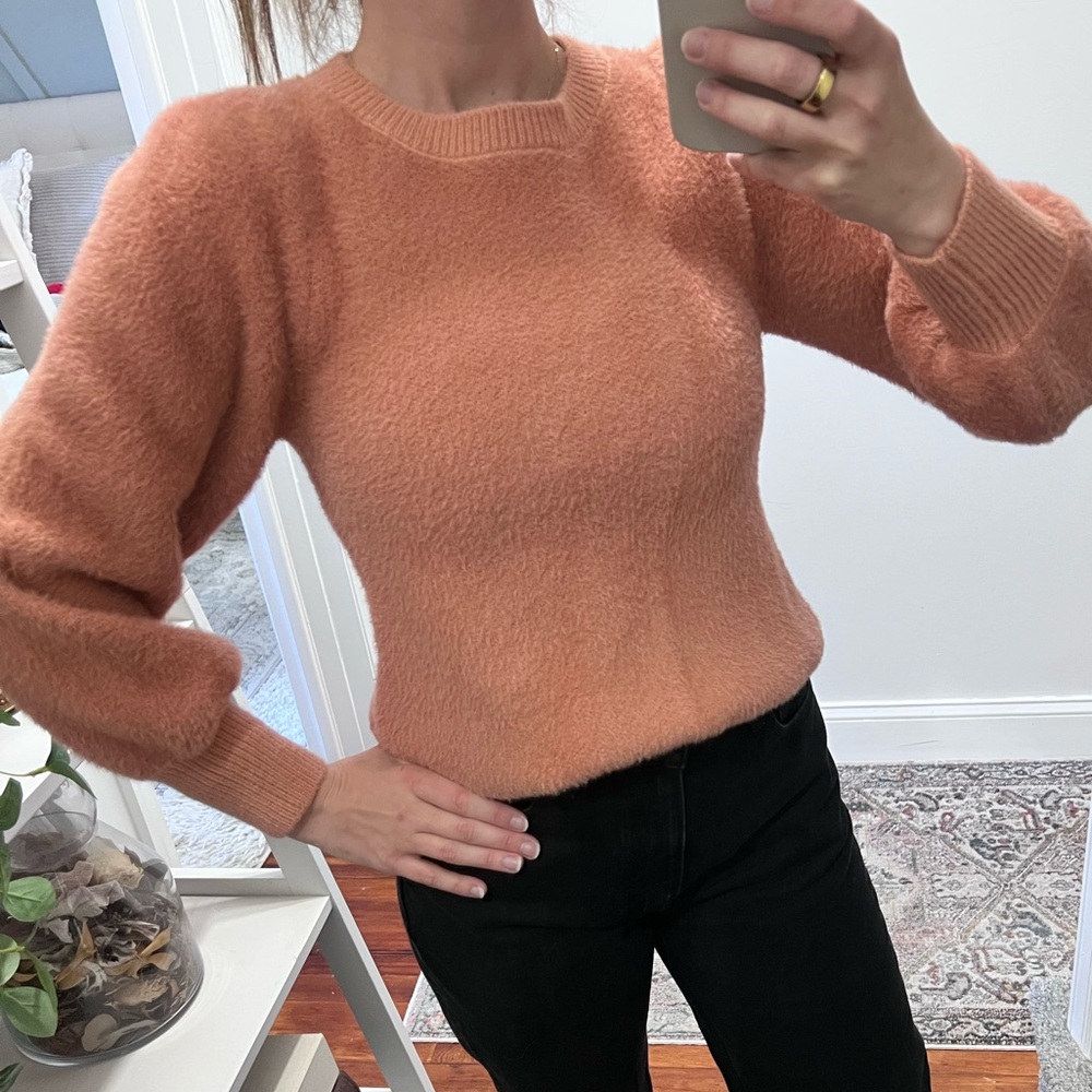 dRA Sweater - Picture 2 of 5